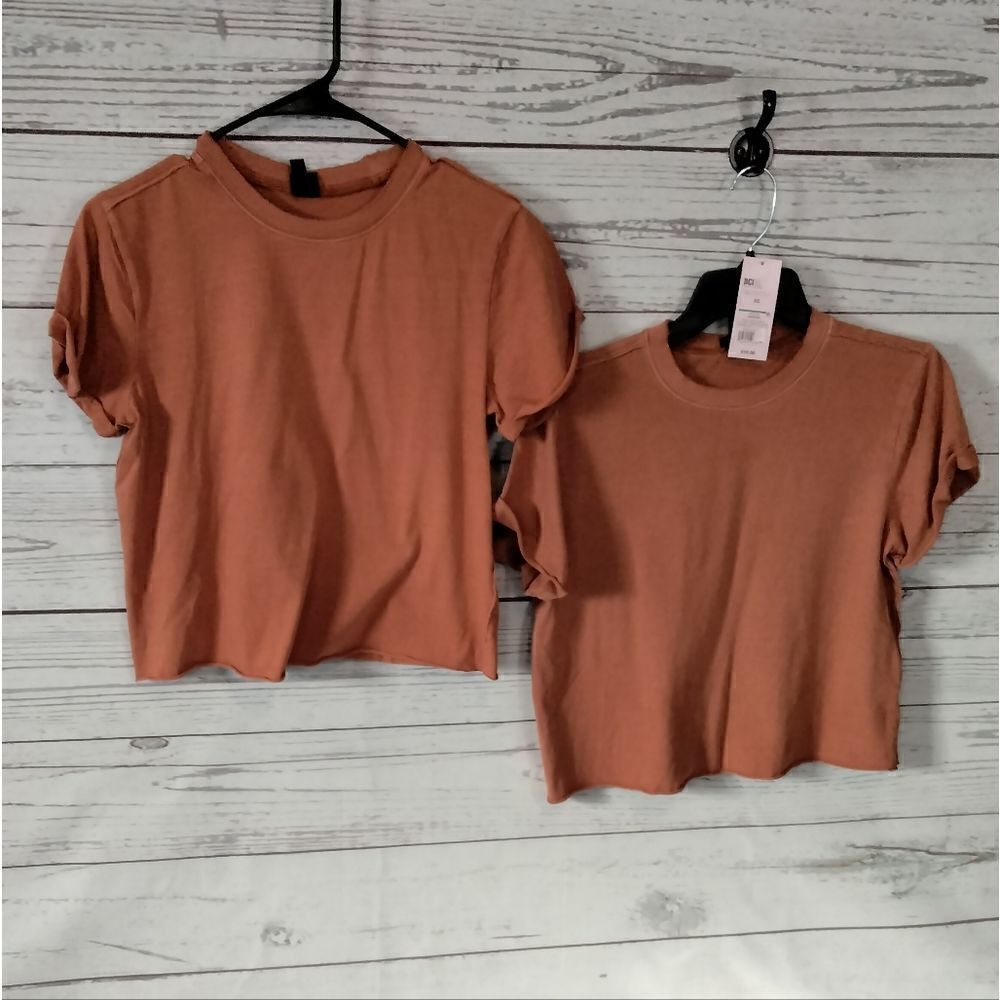 NWT: " Wild Fable" woman's crop tops